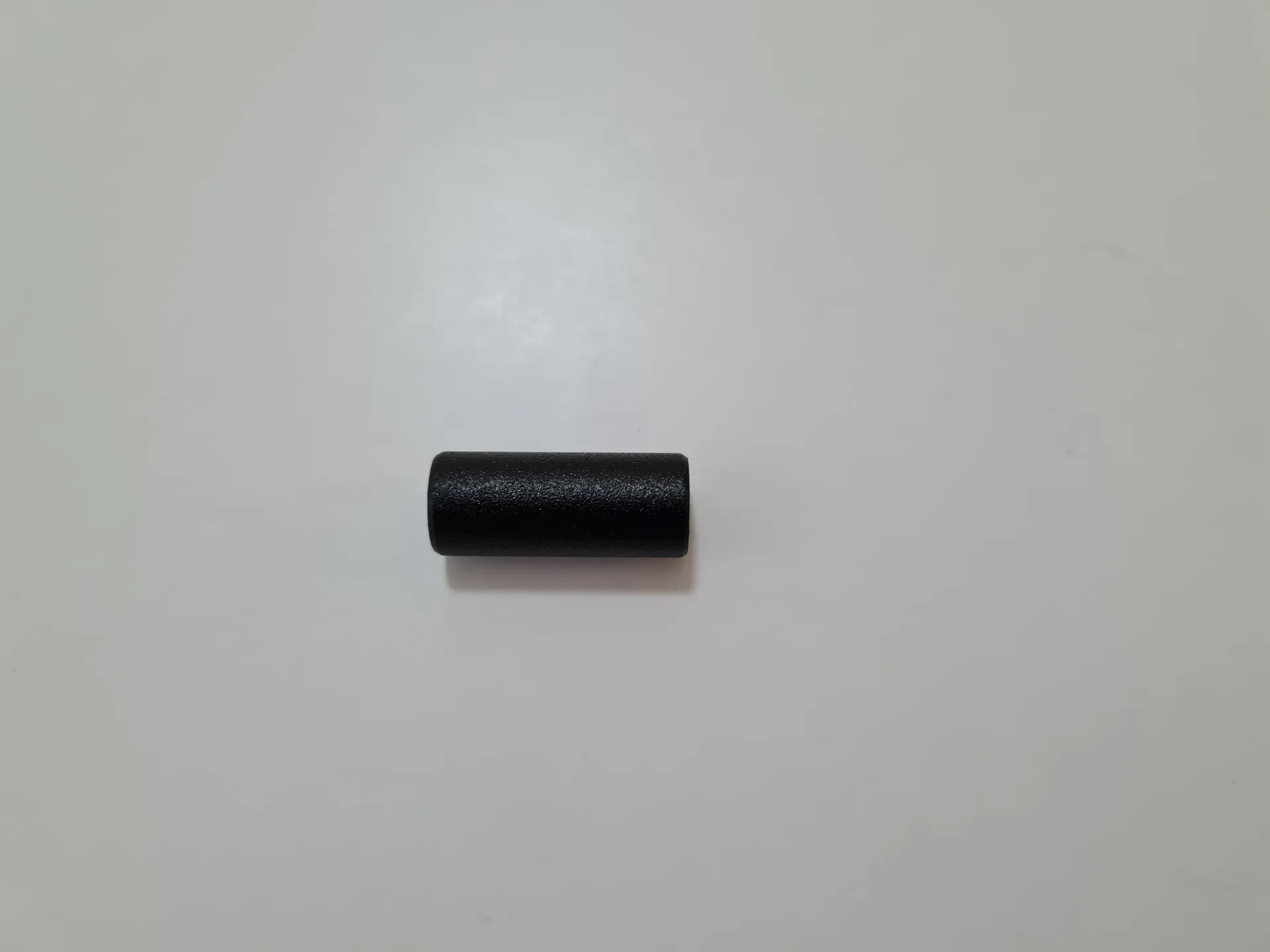 [02.108.00033] Styrestamme lageraksel (24 mm svart)