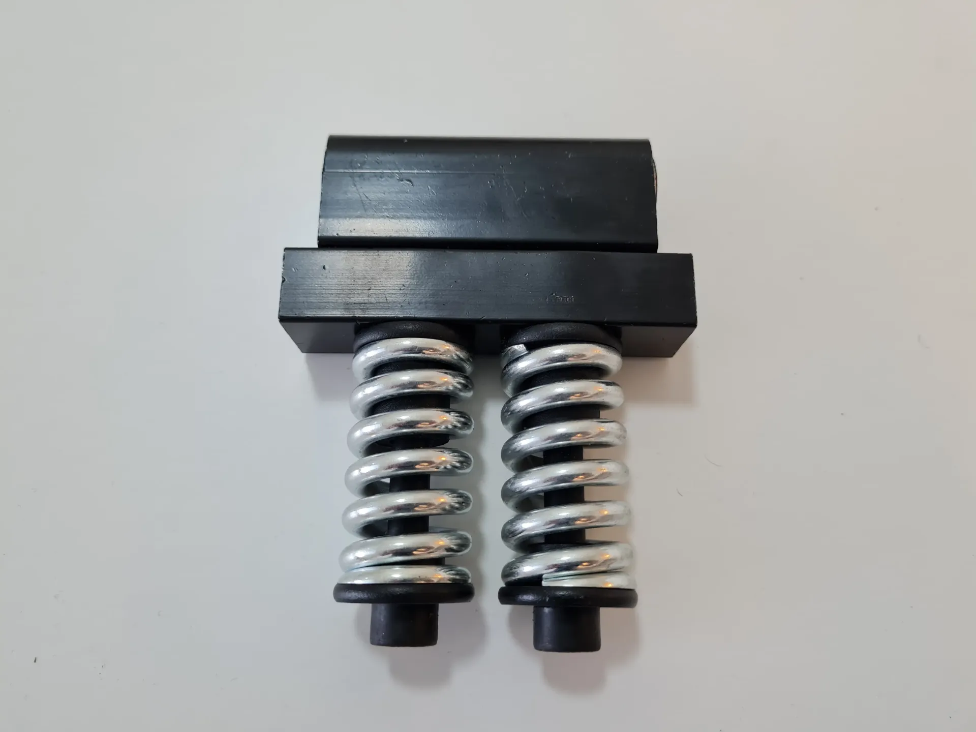 [08.03.00061] Speedway Leger rear suspension