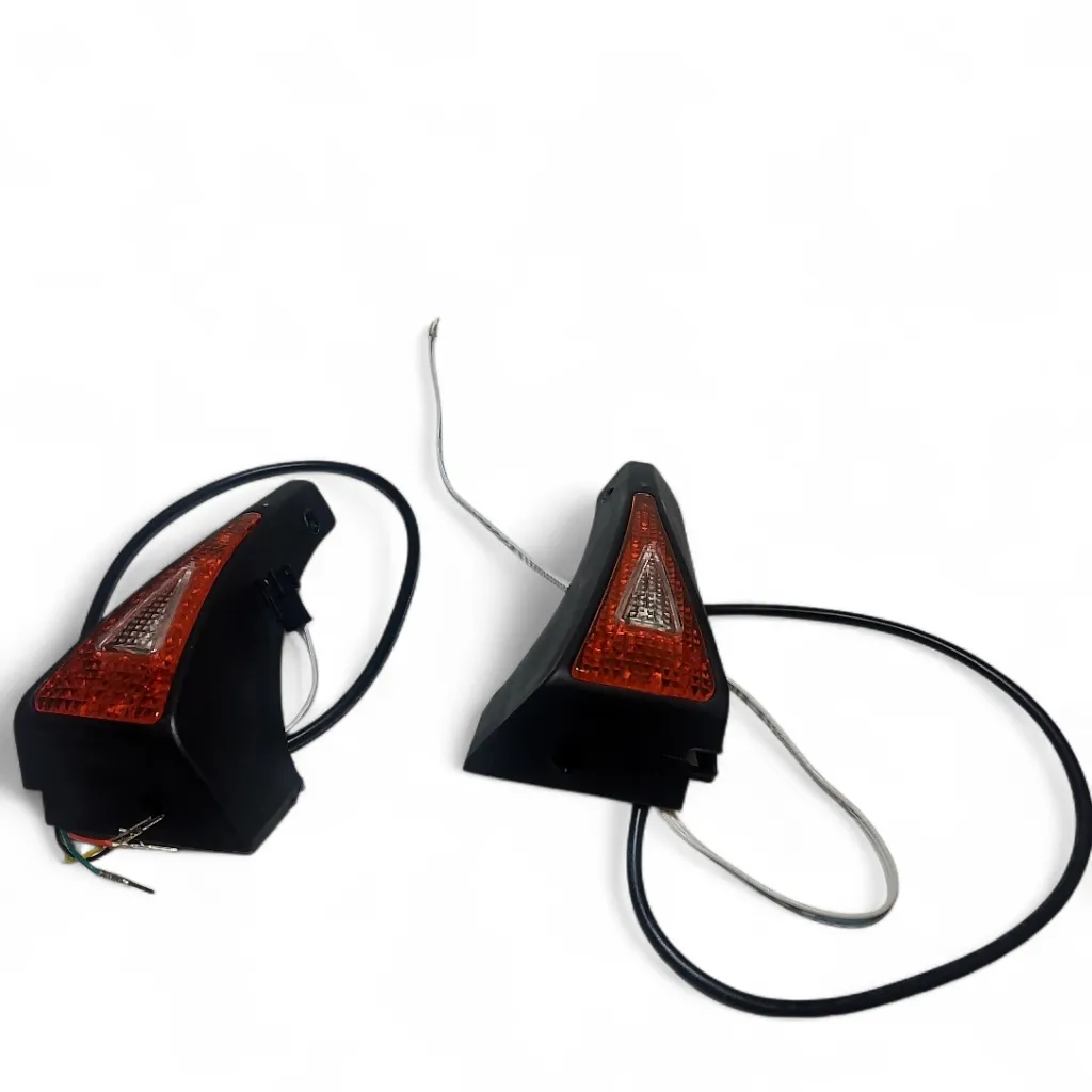 [08.03.00040-41] Speedway 5 rear lights